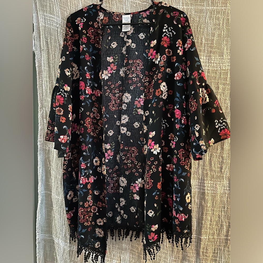Floral cardigan with fringe